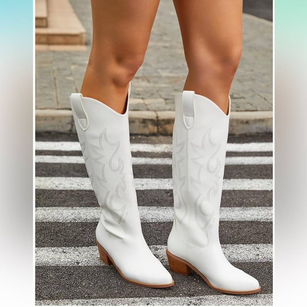 Western embroidered Cowboy Boots - Picture 1 of 15